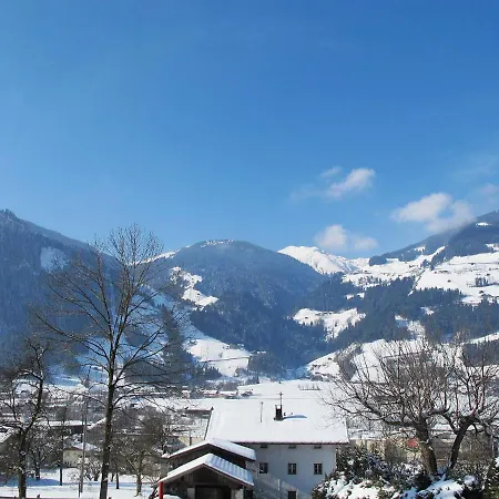 Schrofner By Interhome Сasa de vacaciones Ramsau im Zillertal